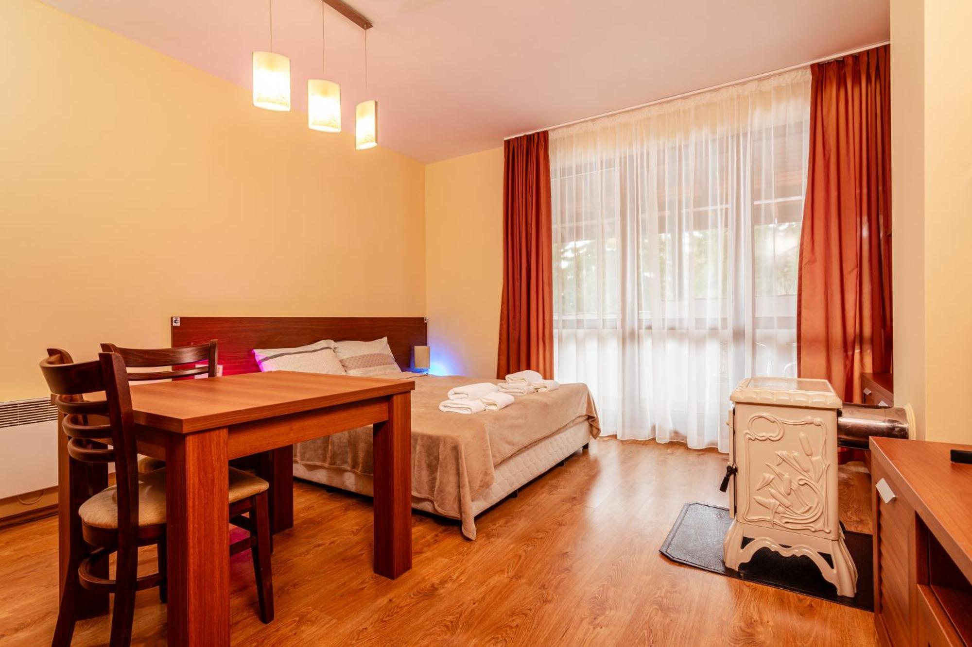 Studio By Mountain Lakes Ezerovo  ภายนอก รูปภาพ
